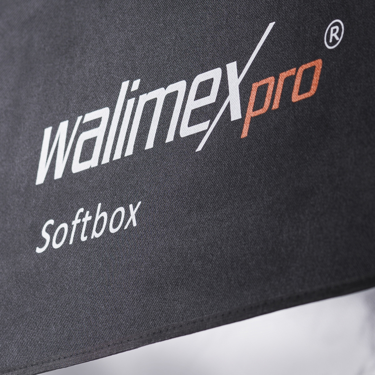 Walimex pro Softbox 60x60 cm für Balcar