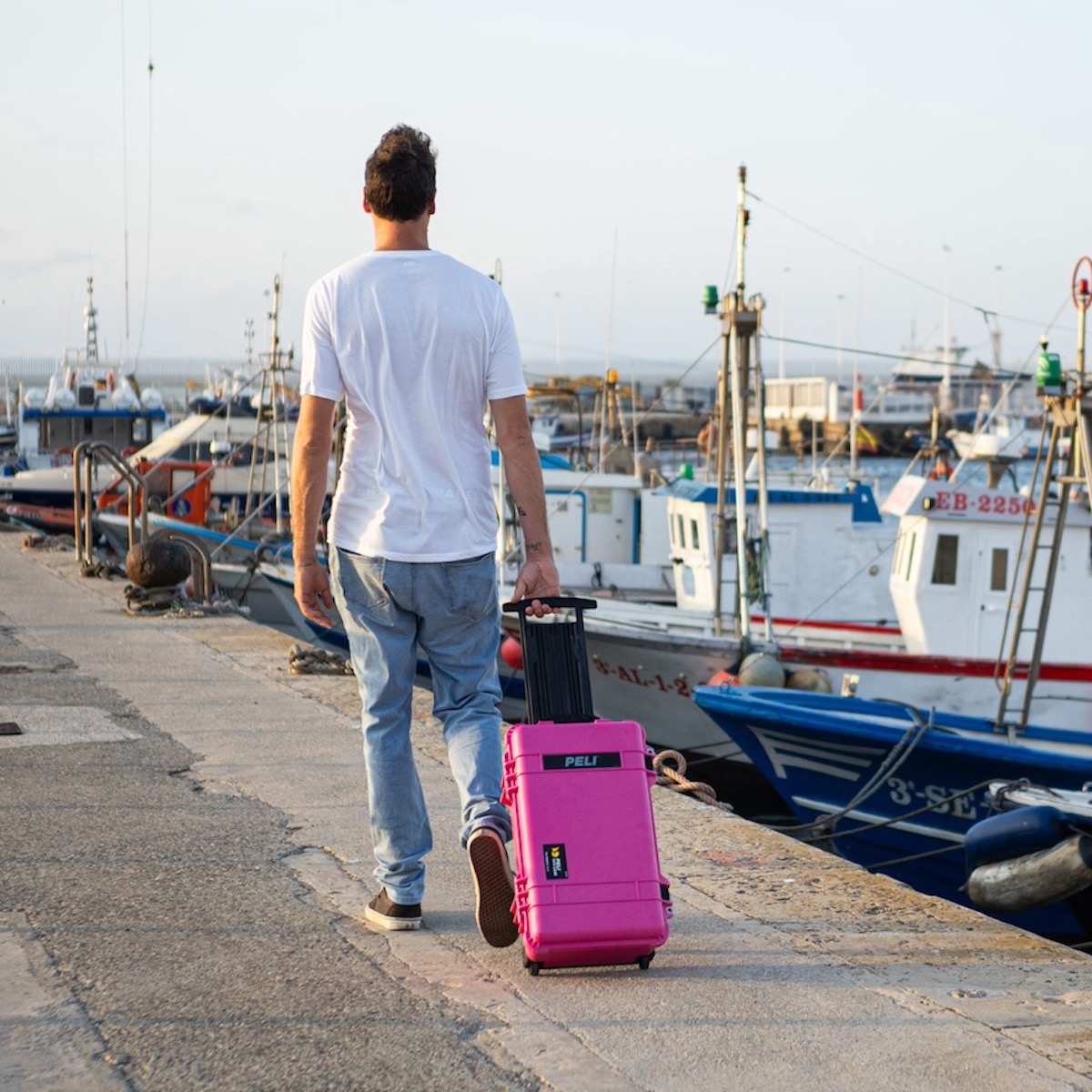 Peli Case 1510 mit Schaumstoff Pink