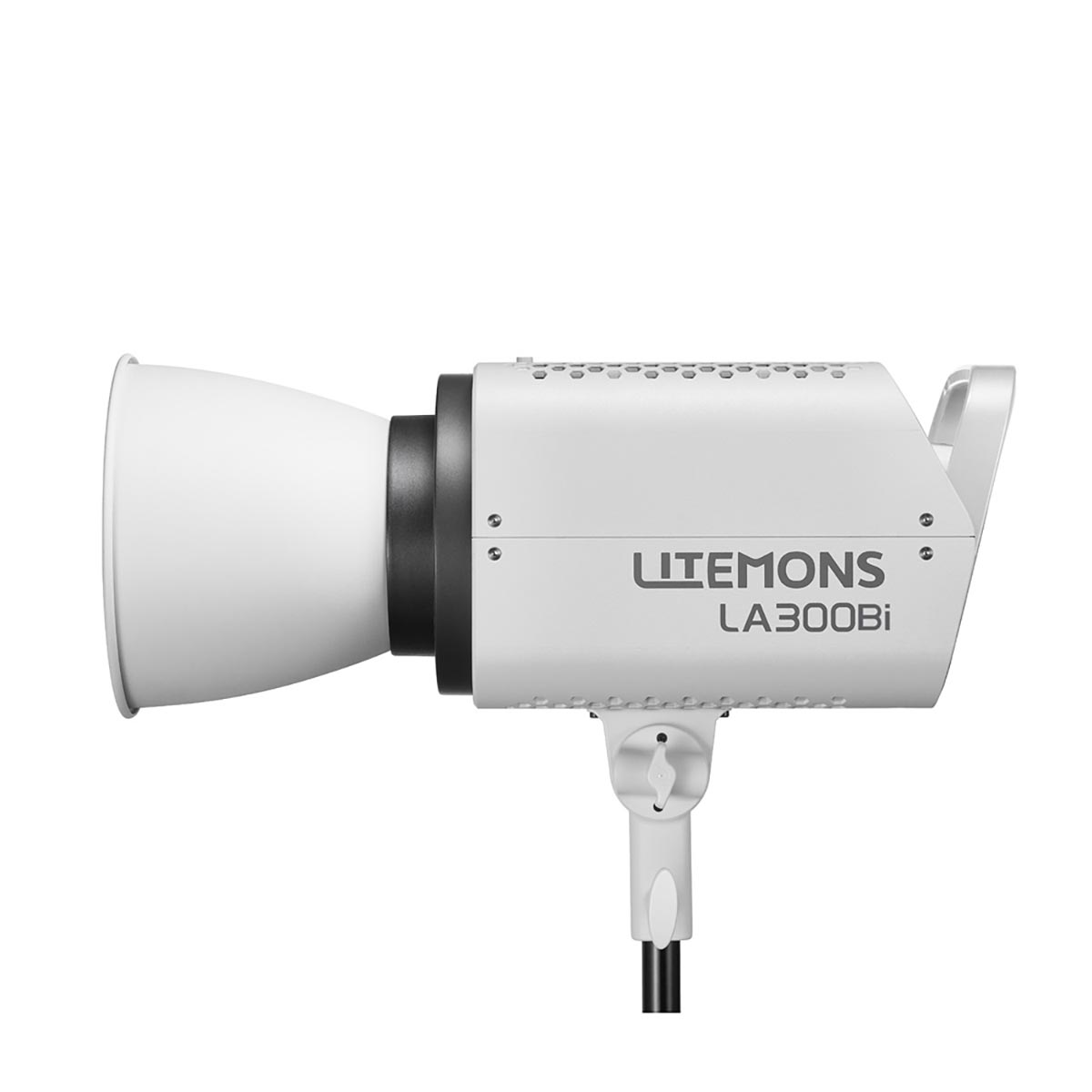 Godox Litemons LA300Bi Bi-color LED Video Light 3-Light Kit