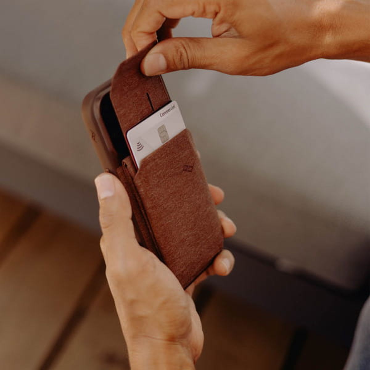 Peak Design Mobile Wallet Slim Karten-Portemonnaie Redwood