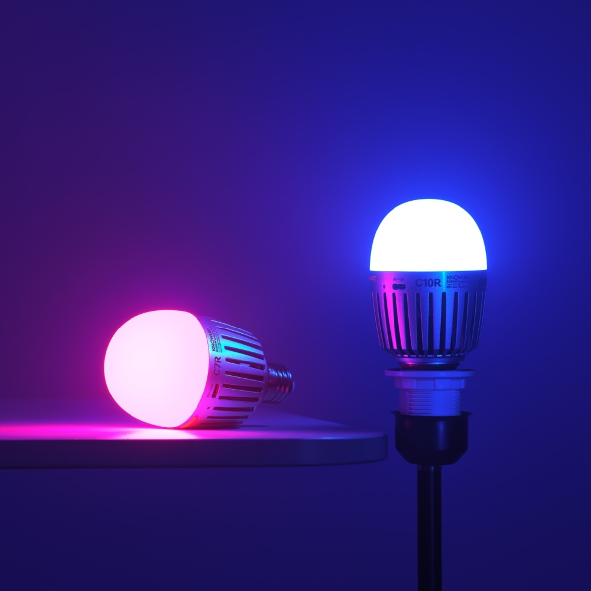 Godox C10RB KNOWLED RGBWW Creative Bulb (E27)